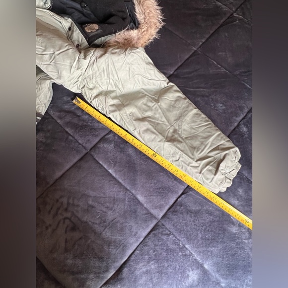 Kanuk winter coat size 3 - Picture 8 of 8